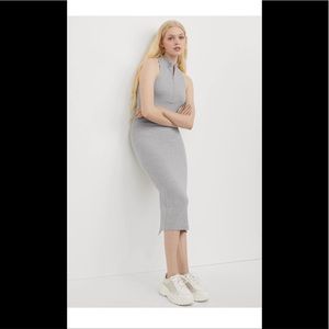 H&M RIBBED ZIPPERED COLLAR DRESS | size: XL